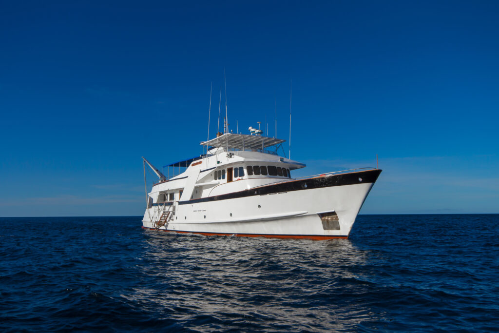 M/Y Beluga Galapagos